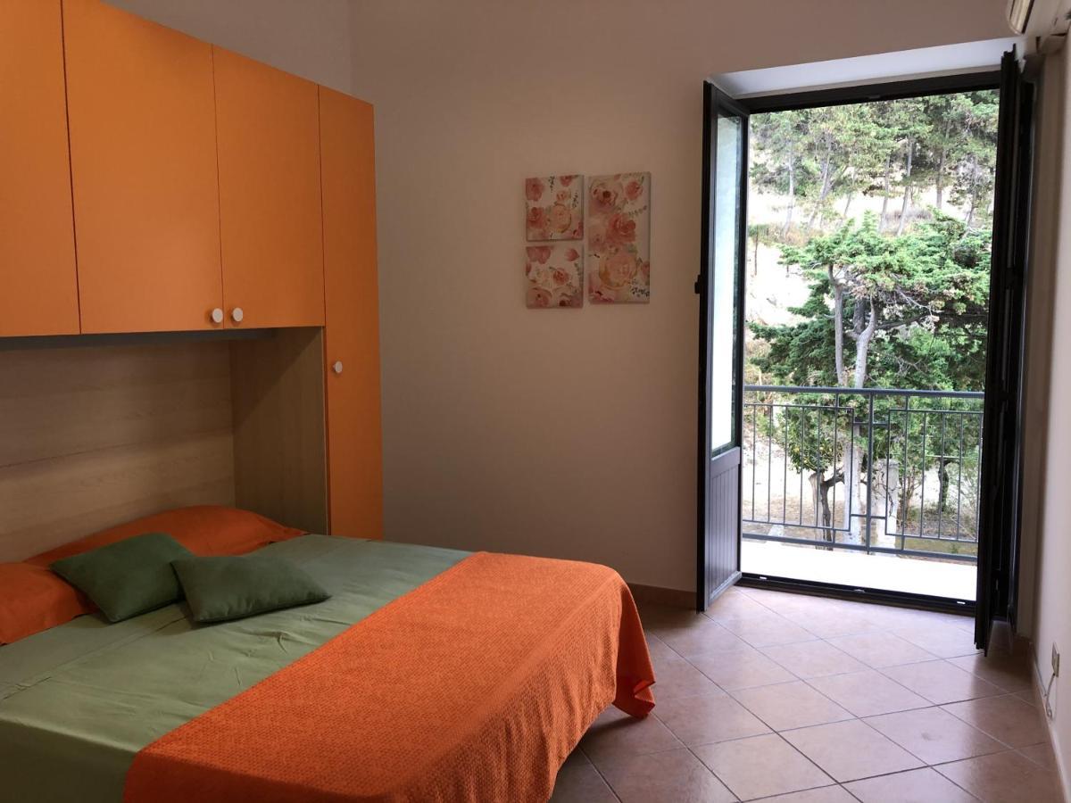 La Casa Sulla Scogliera Apartment Cefalu Luaran gambar