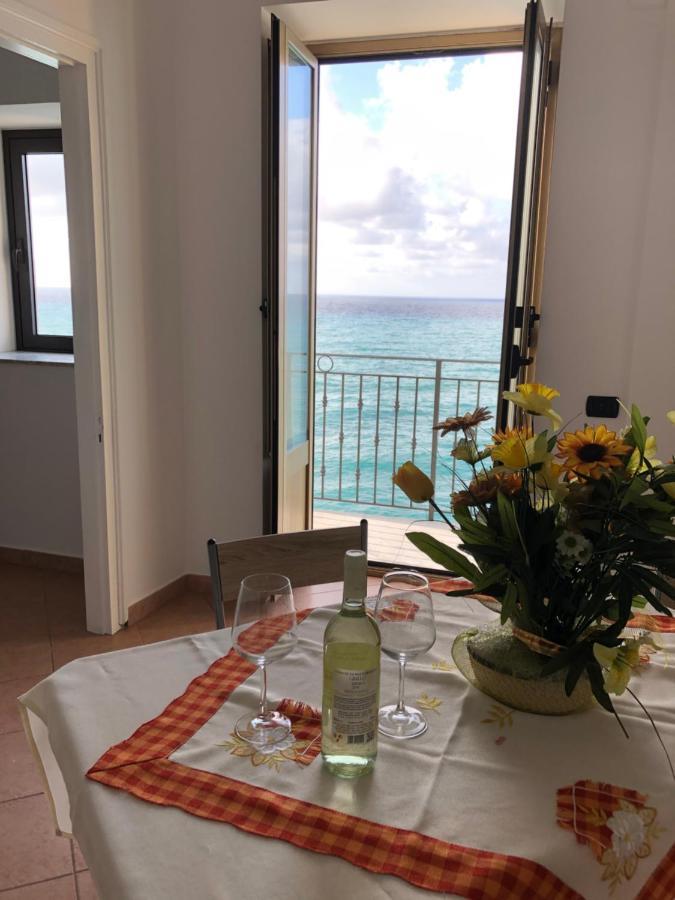 La Casa Sulla Scogliera Apartment Cefalu Luaran gambar