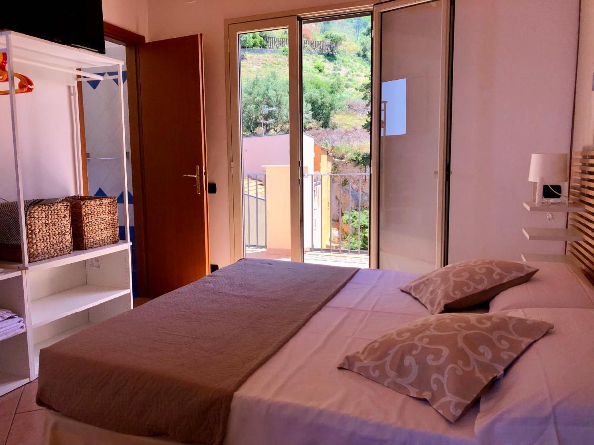 La Casa Sulla Scogliera Apartment Cefalu Luaran gambar